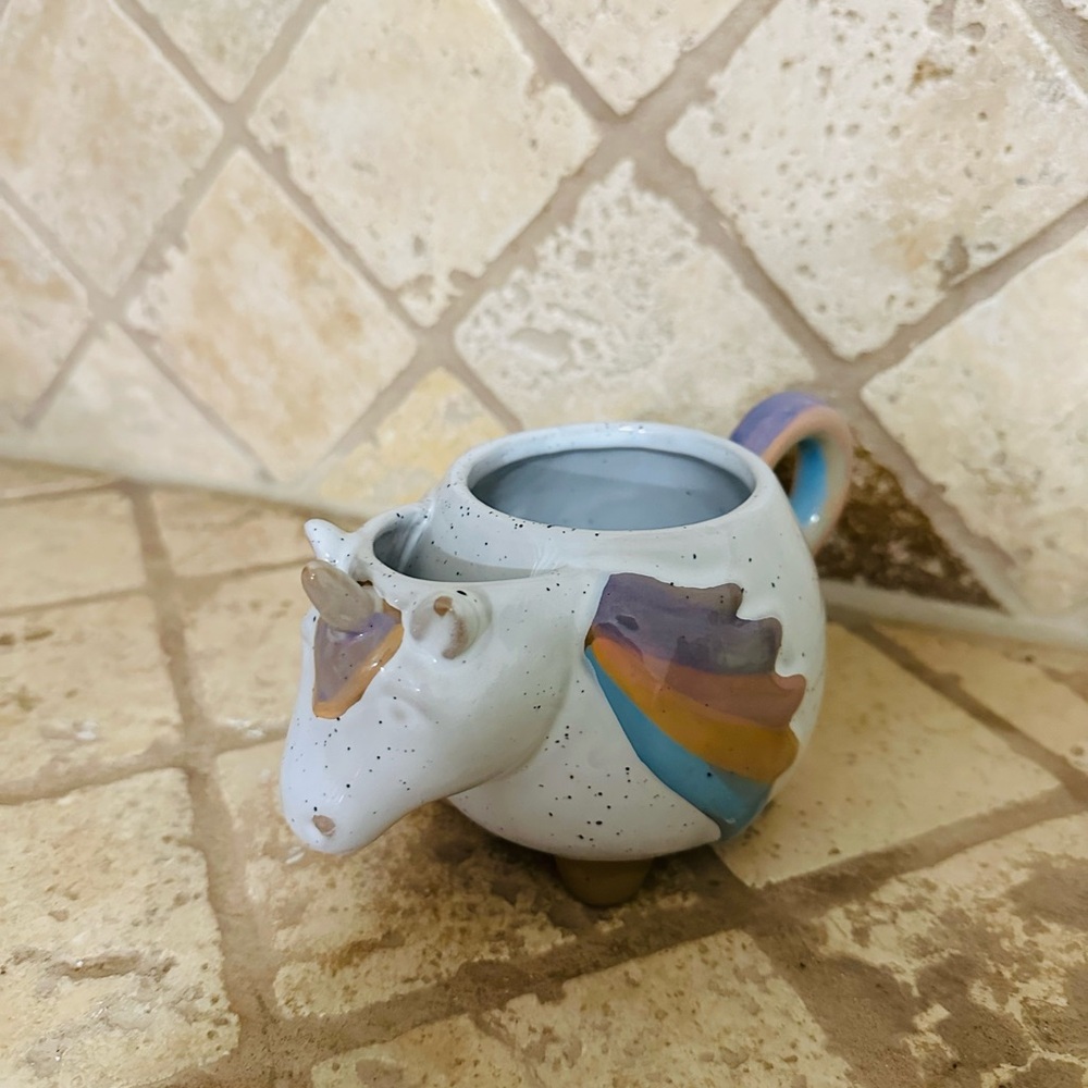 Urban Outfitters White and Blue Ceramic Art Planter - Picture 2 of 5